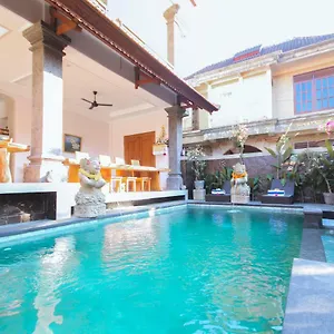 Satya House Guest house