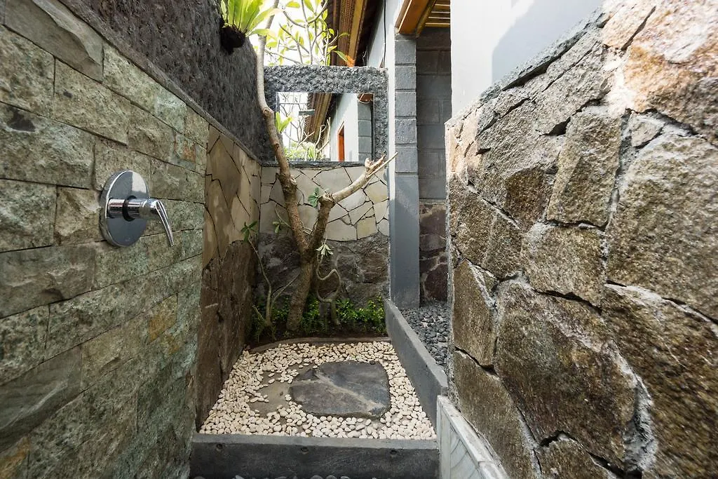 Asik Bali House Ubud 2*,